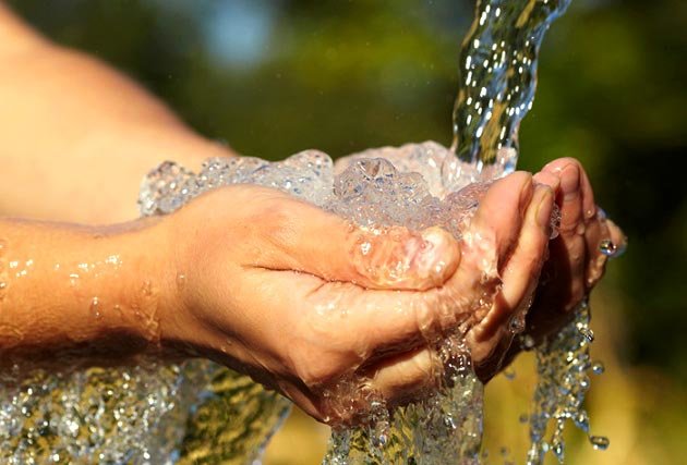 بهره‌برداری از شبکه  آب روستای  «دینارآباد» شهرستان بهار در گرو تخصیص اعتبارات