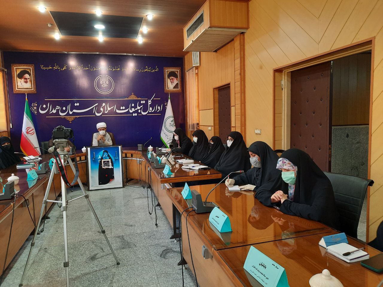لزوم بررسی ساختارها و زیرساخت‌های لازم در تشکیل نهضت پیشرفت زنان در شهرستانها