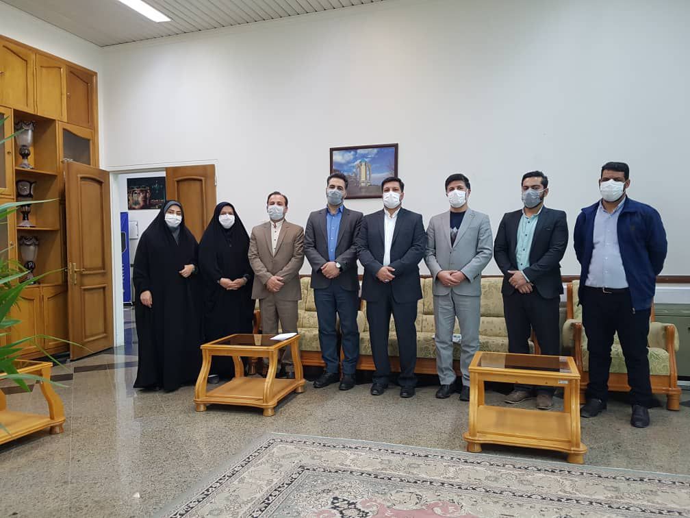 دیدار رئیس دفتر استانداری با جمعی از فعالان رسانه ای و اجتماعی شهرستان بهار