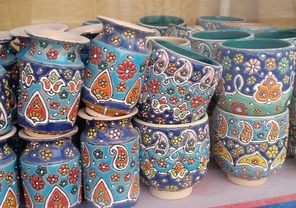 مرد سفالگر بهاری که معلولیت محدودش نکرده است
