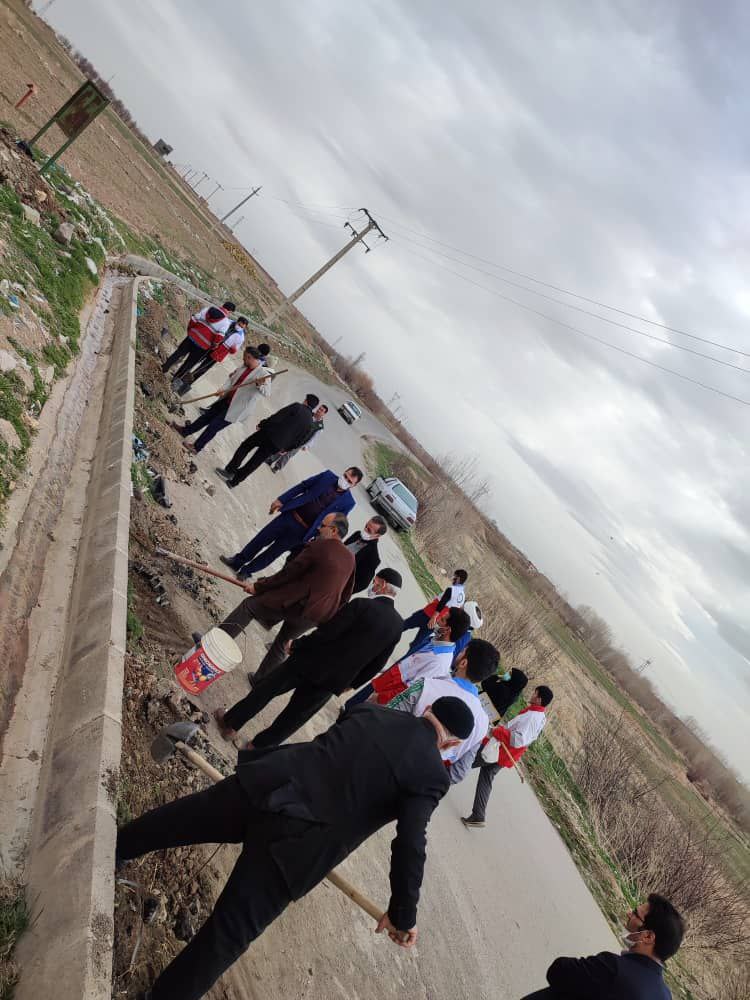 طرح کاشت نهال در روستای بهادربیگ