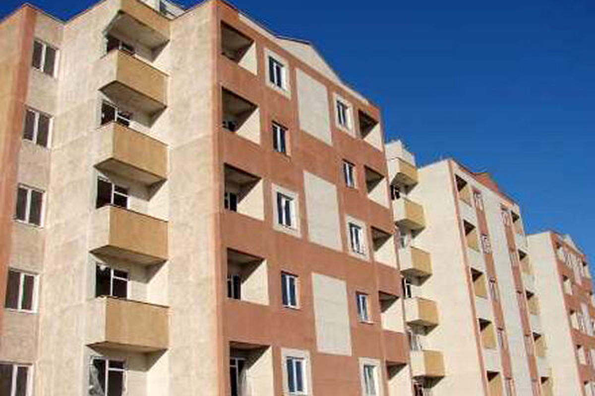 در طرح نهضت ملی مسکن شهرستان بهار چند نفر پذیرش شدند؟