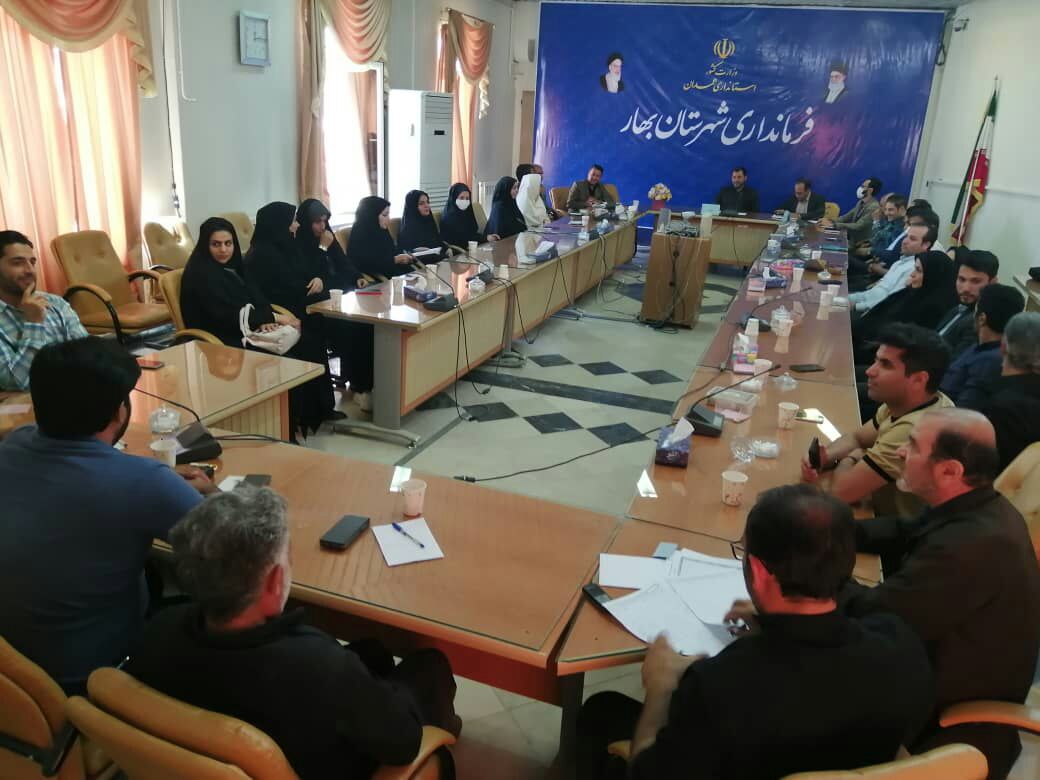 ️نشست صمیمی هیئت های ورزشی شهرستان بهار با فرماندار