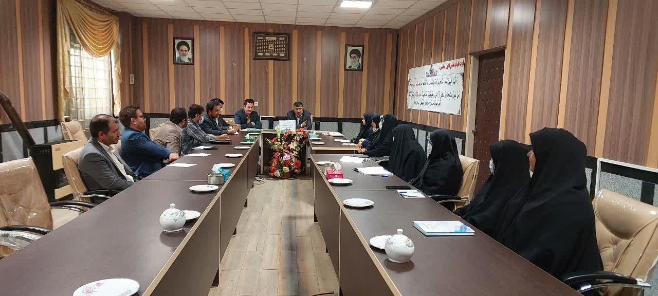 مدیران مدارس باید با کمترین امکانات بیشترین بهره وری را داشته باشند