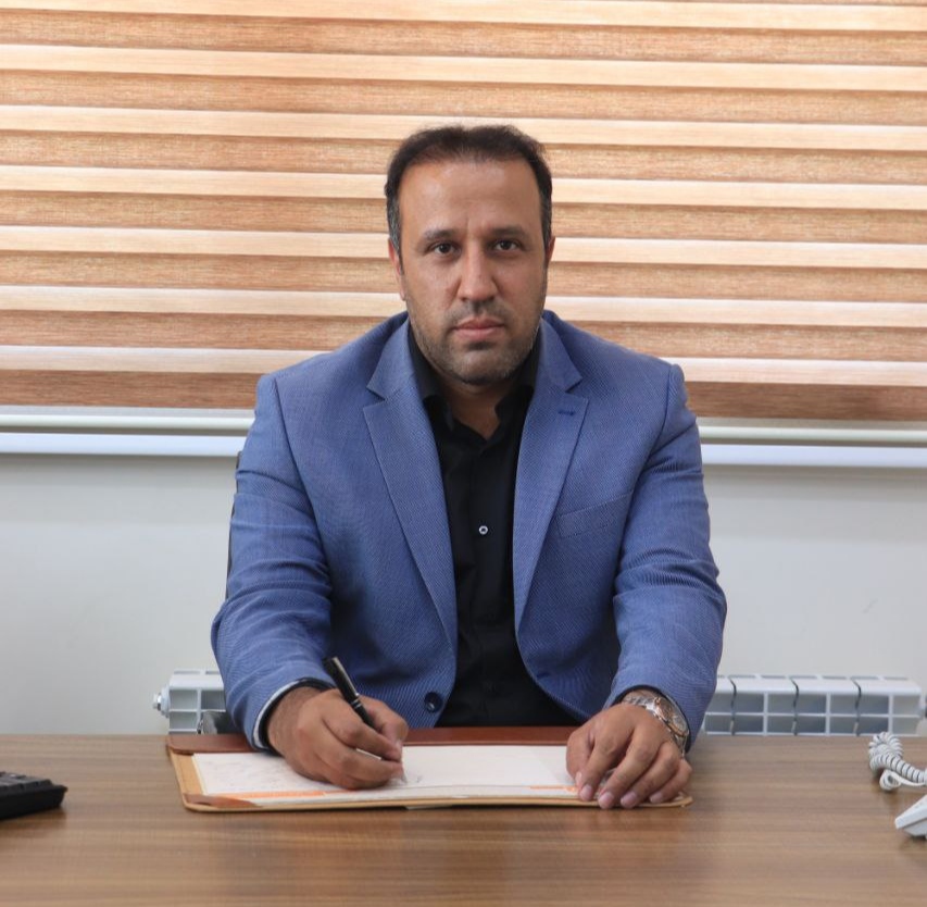 با افتخار ۱۰ سال است که در حال خدمت به همشهریان و کشاورزان شهرستان بهار هستم