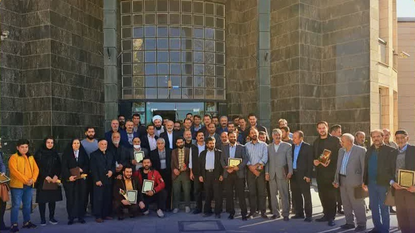 قدردان زحمات نانوایان عزیز و زحمتکش هستیم