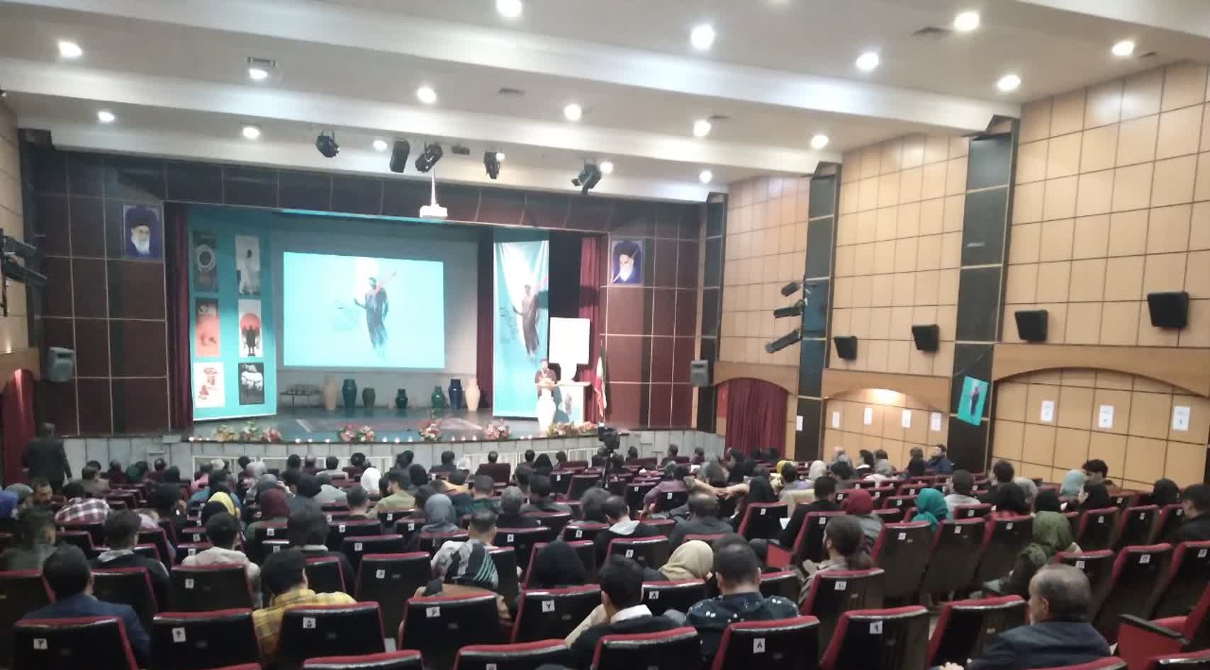 تئاتر، اتفاقی فراتر از هنر است