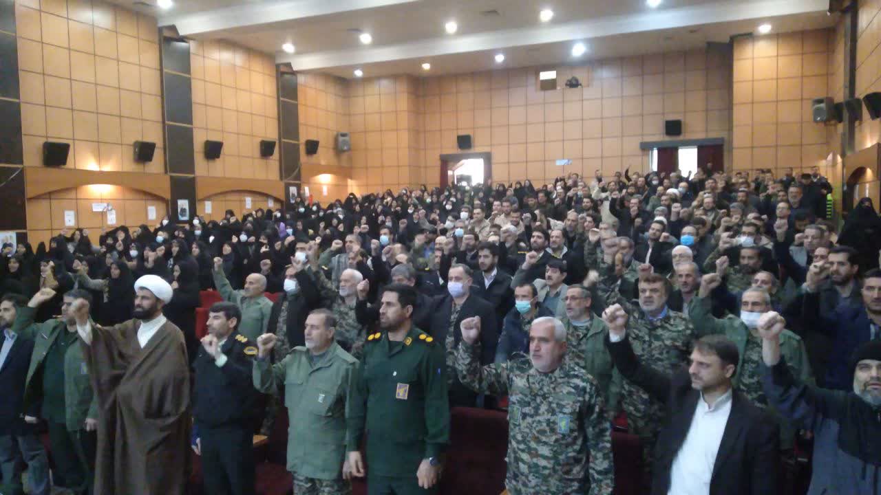 آنچه حاج قاسم را،حاج قاسم کرد مردم داری و بندگی خالص حاج قاسم بود