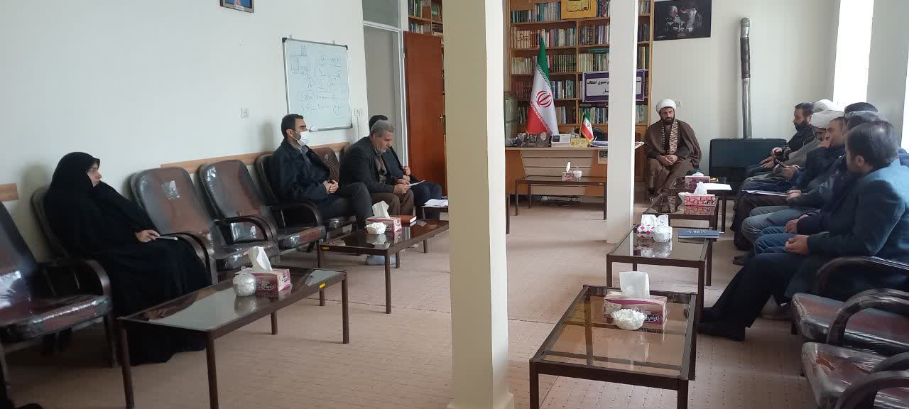 هدف از برگزاری مراسم اعتکاف انسان سازی و خود سازی است