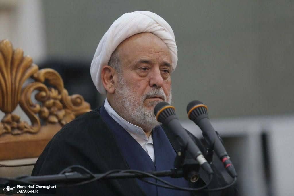 باطن ۹۰ درصد از خانم‌های بی حجاب با خدا است/ هرکس لازم است بشنود، با روزی کسانی که مرتکب منکر می‌شوند نباید درگیر شد
