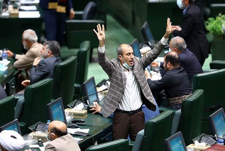 مصوبه مجلس: انتشار اخبار جعلی توسط نامزدهای انتخاباتی جرم محسوب می شود