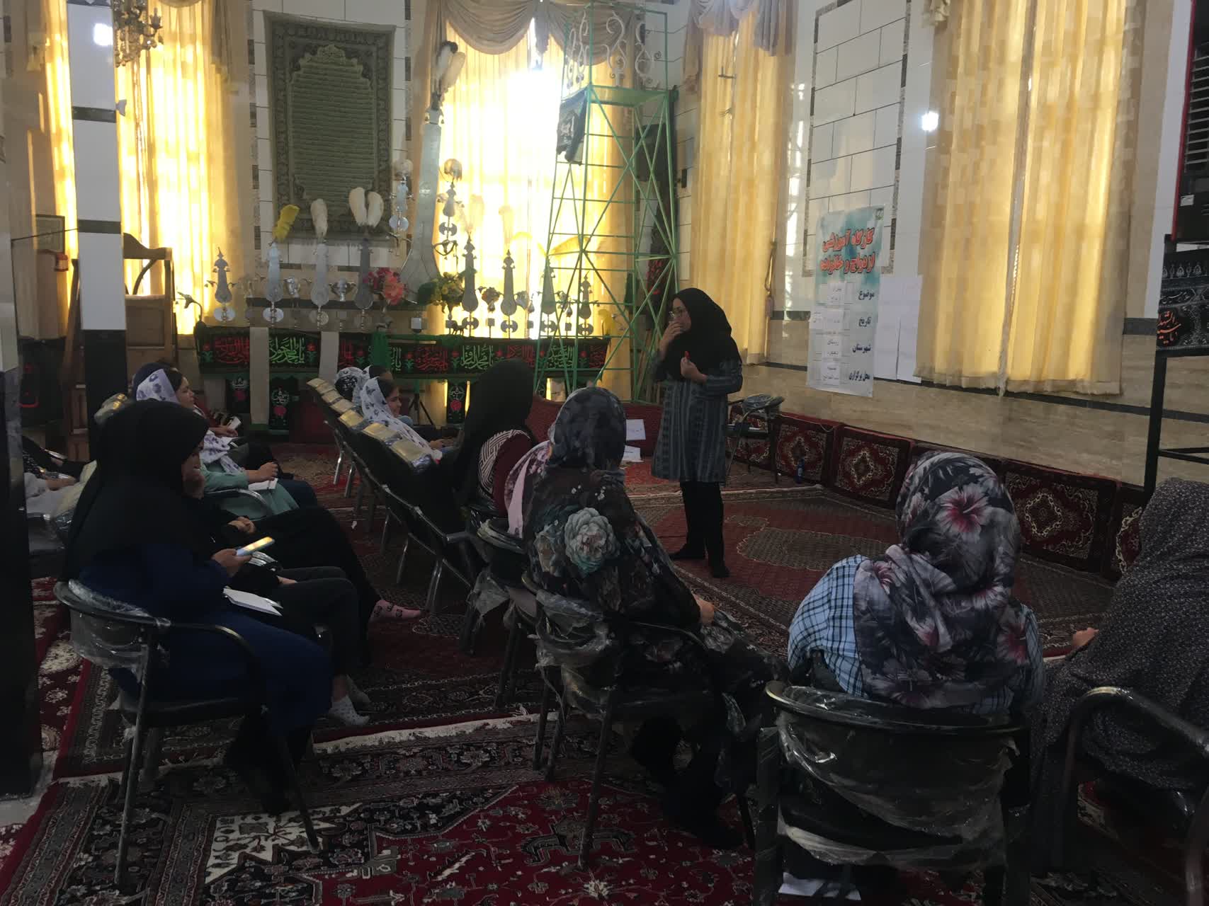 نهاد خانواده یکی از نهادهای مهم اجتماعی است که با ازدواج تشکیل می‌شود