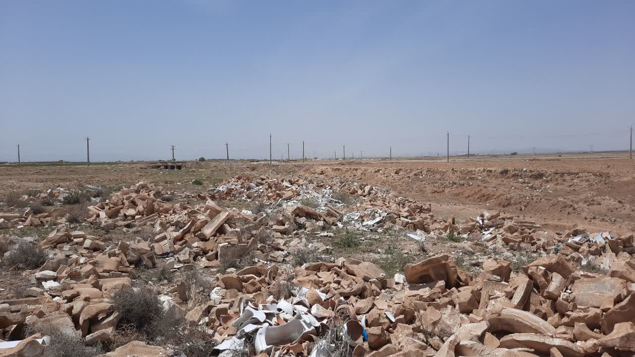 ورود ویژه معاونت اجتماعی و‌ پیشگیری از وقوع جرم استان همدان در راستای پاکسازی ضایعات سفال و سرامیک در حاشیه «رودخانه قوری‌چای» لالجین