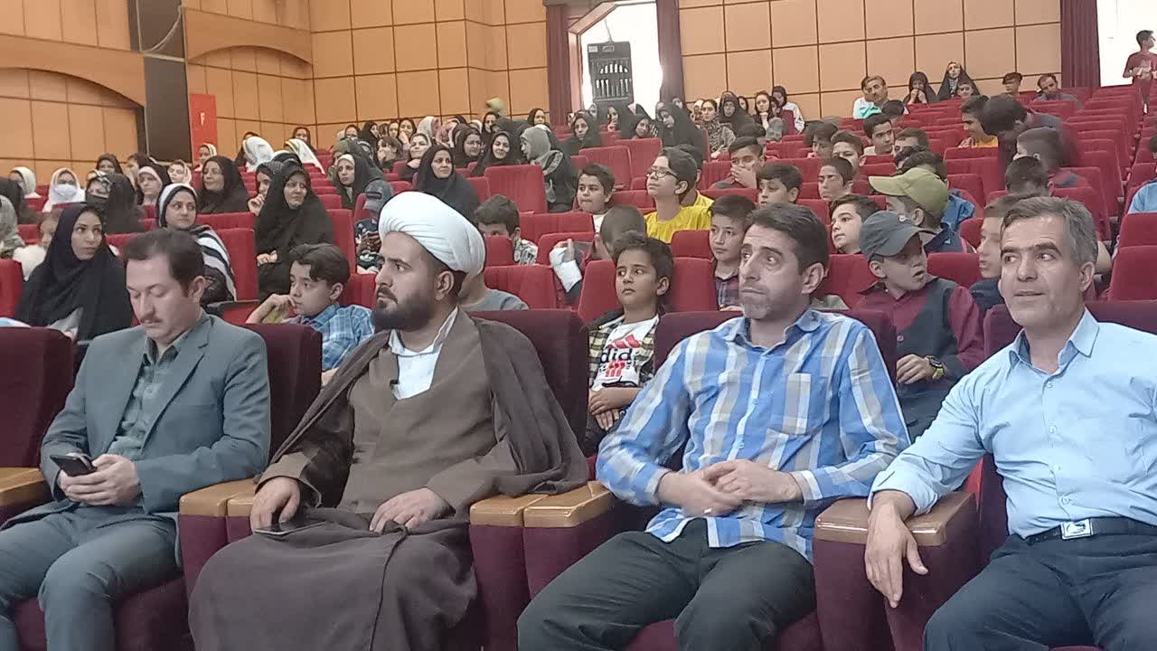 افتتاح ۳۷ پایگاه اوقات فراغت در ۱۳۷ رشته مختلف تابستانی ویژه دانش آموزان شهرستان بهار