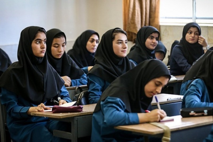 گرفتن آزمون برای ورود به مدارس غیر دولتی قانونی نیست