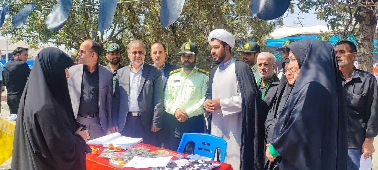 خادمی بزرگ و کوچک نمی‌شناسد/ موکب مردمان دیار آیت الله بهاری (ره) حال و هوای توصیف نشدنی ای دارد