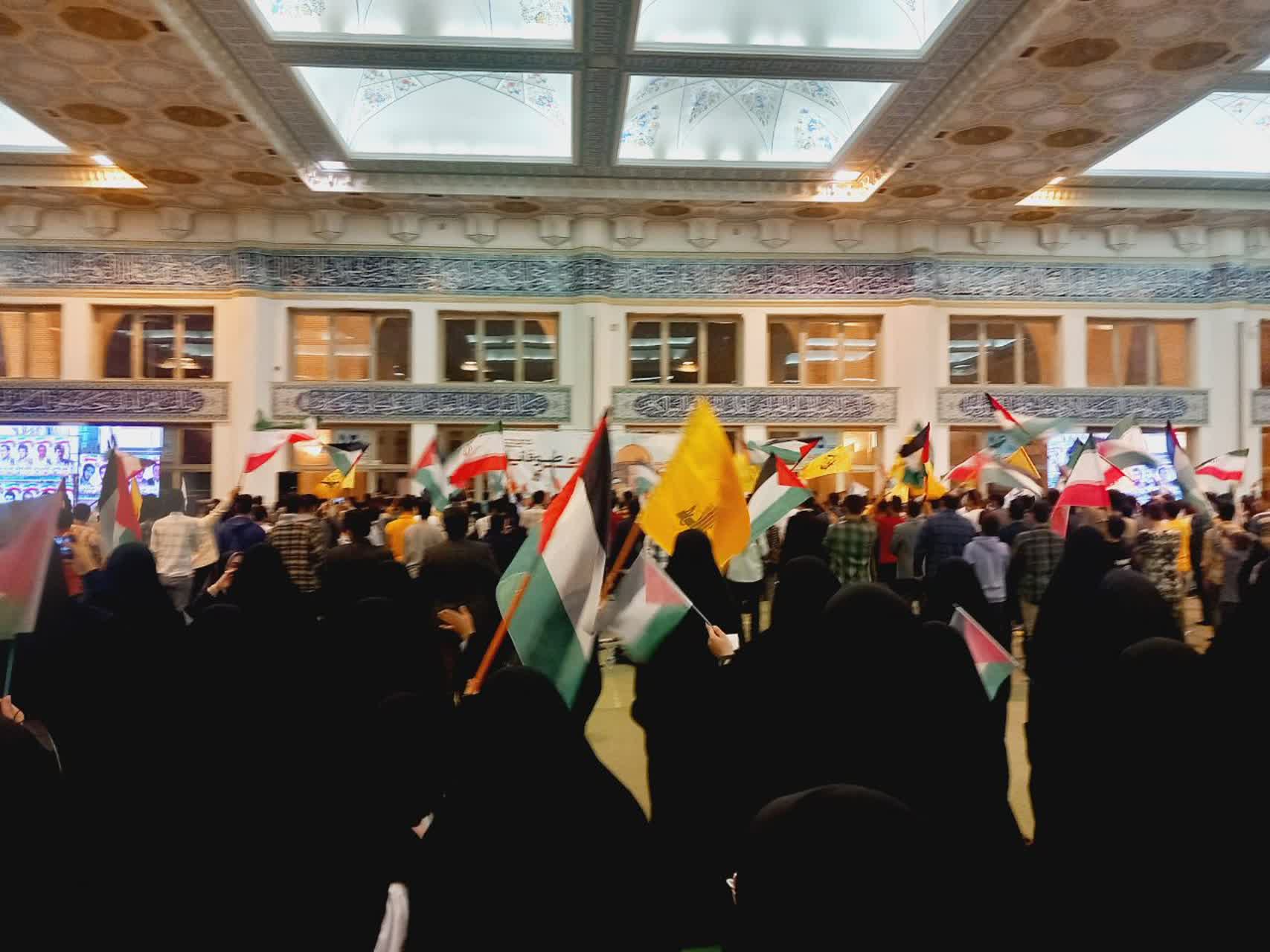 دیدار دانش آموزان از سراسر کشور از جمله شهر بهار با مقام معظم رهبری