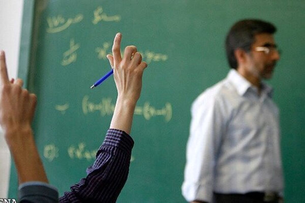 پاداش معلمان بازنشسته به‌زودی پرداخت می‌شود