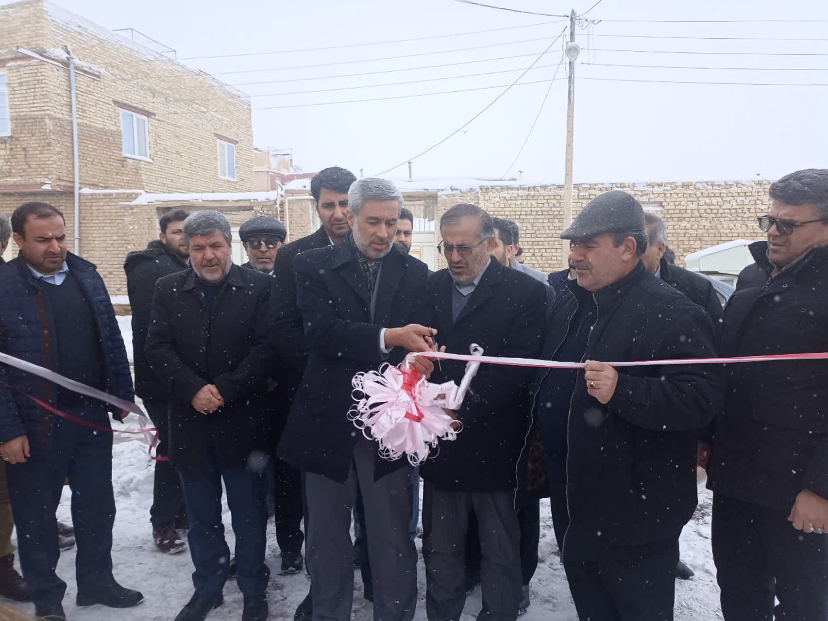 بهره برداری از ۲۵۸ امین واحد مسکن روستایی در روستای دهنجرد