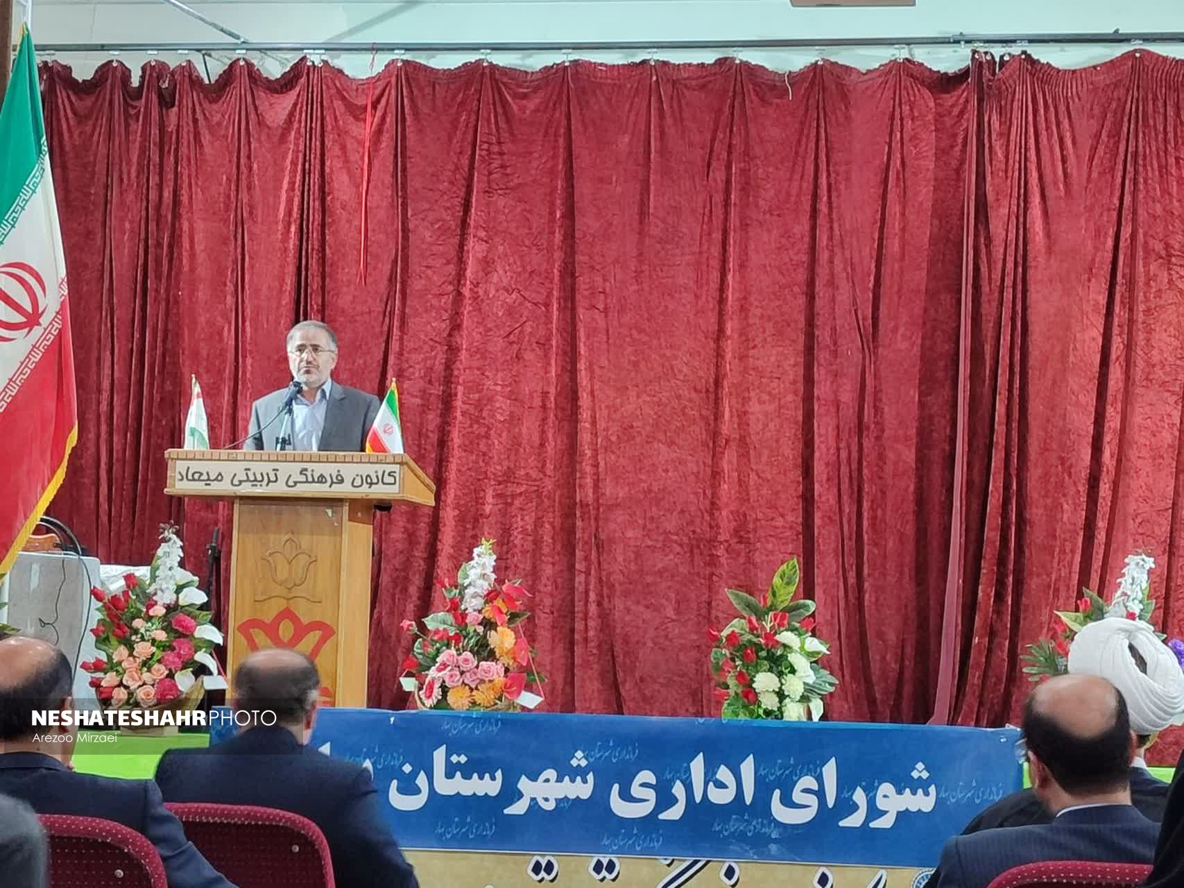 در سال گذشته تلاش کردیم بیشتر پروژه‌های نیمه کاره در حوزه‌های مختلف همچون مسکن، آب، راه و غیره را به سرانجام برسانیم