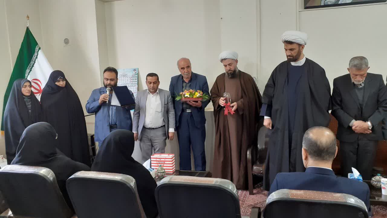 تجلیل مردم از موضع گیری های امام جمعه بهار