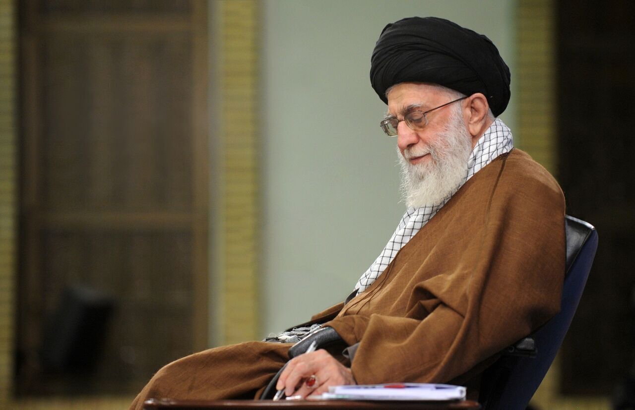 رهبر انقلاب در پیامی درگذشت پدر حجت‌الاسلام حاج سیدعلی‌اصغر حجازی را تسلیت گفتند