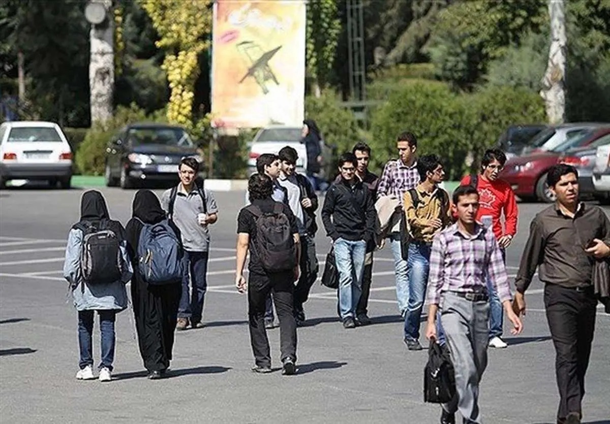 بازگشت دانشجویان به تحصیل با فرمان عفو رهبر انقلاب و دستور رئیس‌جمهور / احکام انضباطی دانشجویانی که تخلفات عمومی، اخلاقی یا آموزشی نداشتند، متوقف شد