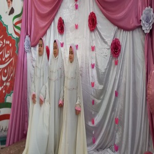 مراسم جشن تکلیف ۳۵۰ دانش آموز مکلف در مصلی امام خمینی بهار برگزار شد