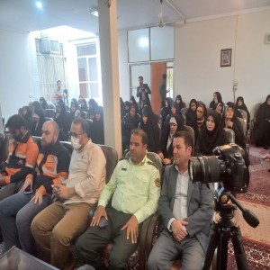 گزارش تصویری از رونمایی از پوستر عفاف و حجاب