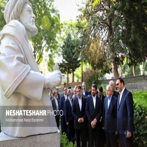 گزارش تصویری از ادای احترام نمایندگان کشورهای عضو اکو به میزبانی سیدرضا صالحی امیری وزیر میراث فرهنگی، گردشگری و صنایع دستی به مقام شامخ شیخ الرئیس
