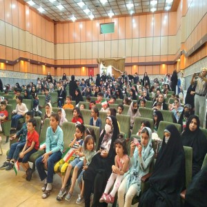 آئین افتتاحیه بیست و هفتمین جشنواره بین‌المللی تئاتر کودک و نوجوان استان همدان در مجمتع فرهنگی هنری شهید آوینی لالجین