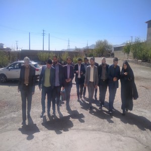 مدیرکل دفتر صنایع پوشاک و منسوجات وزارت صمت از واحد های تولیدی پوشاک شهرستان بهار بازدید کرد