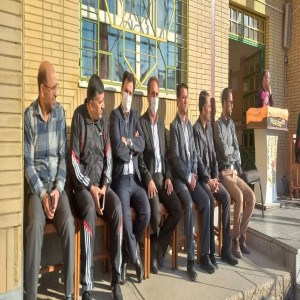 مراسم صبحگاهی با حضور مسئولین به مناسبت هفته بهداشت در دبیرستان پسرانه المهدی