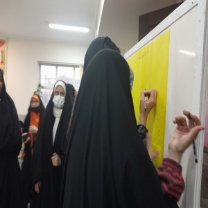 قرارگاه فرهنگی بشری شهرستان بهار با برگزاری اولین همایش ویژه دختران جوان آغاز به کار کرد