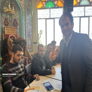 گزارش تصویری از حضور حجت السلام محققی، دکتر میرزایی بخشدار و شهردار لالجین در مصلی این شهر در ساعات اولیه رای دهی