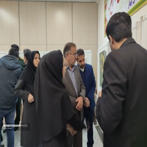 گزارش تصویری از افتتاح نمایشگاه آثار هنرهای تجسمی و خوشنویسی هنرمندان بسیج در فرهنگسرای آیت الله بهاری