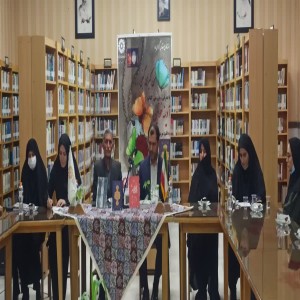 معرفی و بررسی کتاب "آدینه خونین"