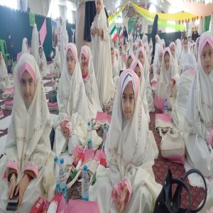 مراسم جشن تکلیف ۳۵۰ دانش آموز مکلف در مصلی امام خمینی بهار برگزار شد
