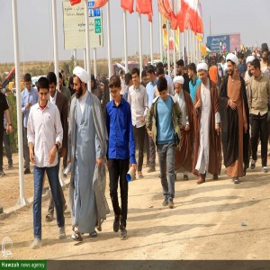 استقبال طلاب مدرسه علمیه آیت الله بهاری(ره) از شیخ ابراهیم زکزاکی