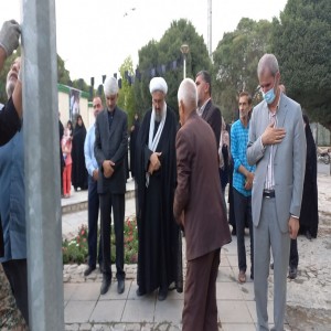 گزارش تصویری از اهتراز پرچم امام حسین به مناسبت فرارسیدن ماه محرم در میدان شهدا (شهرداری)