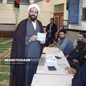 گزارش تصویری از حضور حجت السلام محققی، دکتر میرزایی بخشدار و شهردار لالجین در مصلی این شهر در ساعات اولیه رای دهی