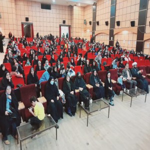 قرارگاه فرهنگی بشری شهرستان بهار با برگزاری اولین همایش ویژه دختران جوان آغاز به کار کرد