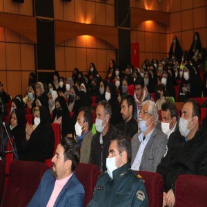 گزارش تصویری از برگزاری مراسم عقد دو زوج جوان به مناسبت روز زن و میلاد حضرت زهرا در فرهنگسرای آیت الله بهاری