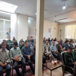 گزارش تصویری از دیدار مسئولین شهرستانی با امام جمعه شهرستان بهار به مناسبت هفته دفاع مقدس