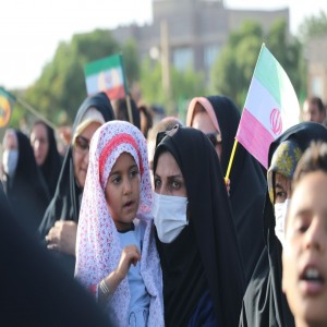 تصاویری از اجرای سرود سلام فرمانده در بهار