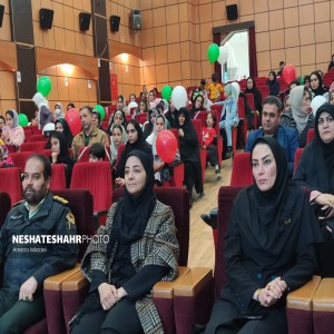 ویژه برنامه جشن بزرگ انقلاب با حضور کودکان، نوجوانان و خانواده ها