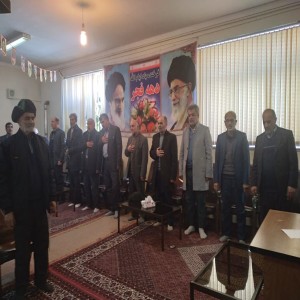 برگزاری برنامه جشن انقلاب و خاطره گویی در محل دفتر امام جمعه بهار