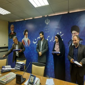 گزارش تصویری از برگزاری آخرین نشست مشورتی دهیاران بخش لالجین در بخشداری لالجین