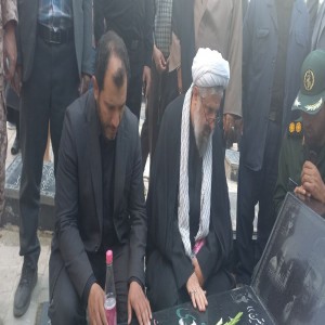 مراسم غبار رویی مزار شهدا به مناسبت آغاز هفته دفاع مقدس
