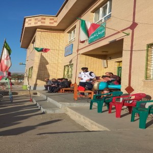 مراسم صبحگاهی با حضور مسئولین به مناسبت هفته بهداشت در دبیرستان پسرانه المهدی